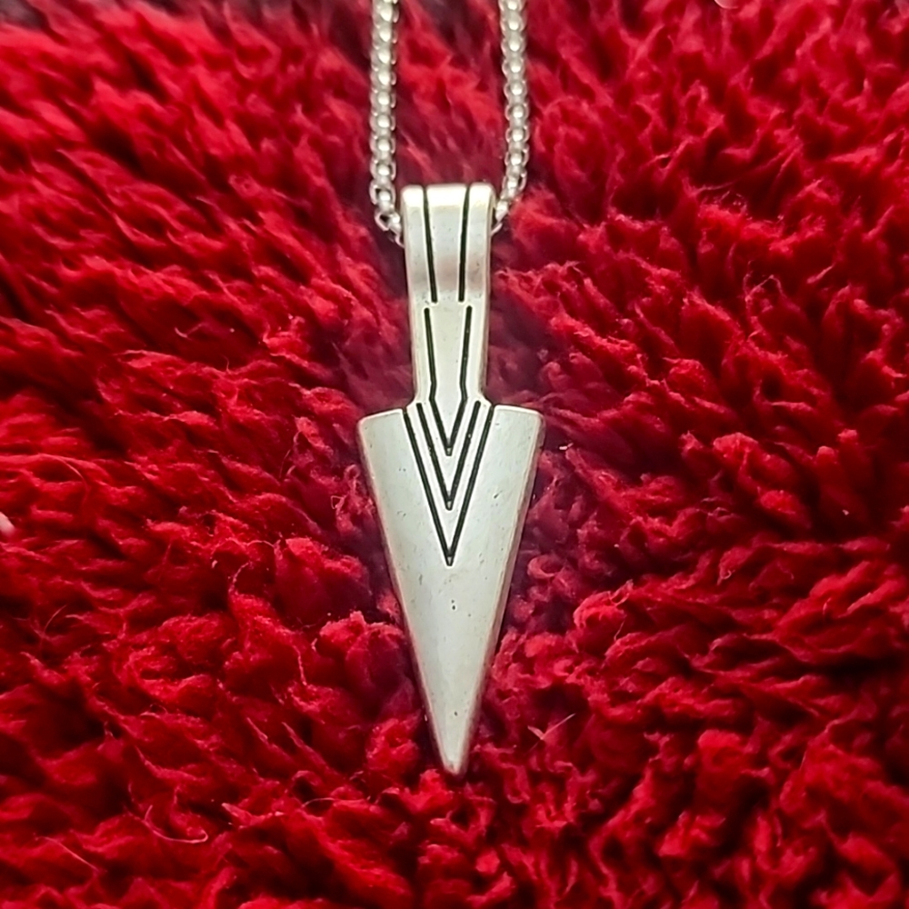 Arrow Necklace